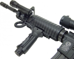 UTG Ergonomic Ambidextrous Vertical Foregrip