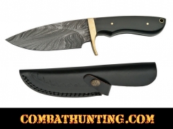 Damascus Steel Hunting Knife With Horn Handle