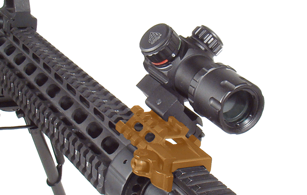 UTG 3-Slot tri Rail Angle Mount